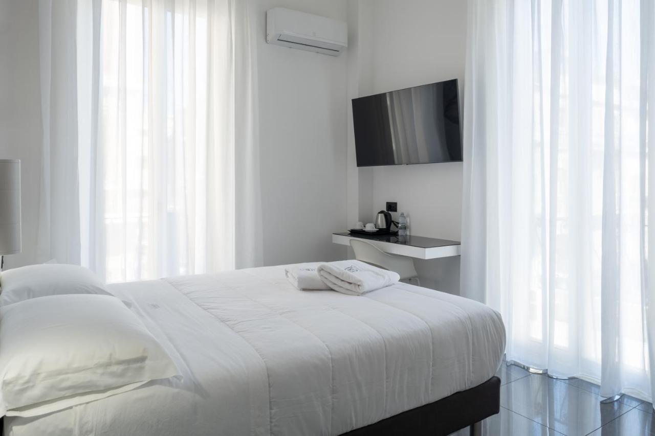 Domea Superior Rooms Bed And Breakfast 레조디칼라브리아 외부 사진