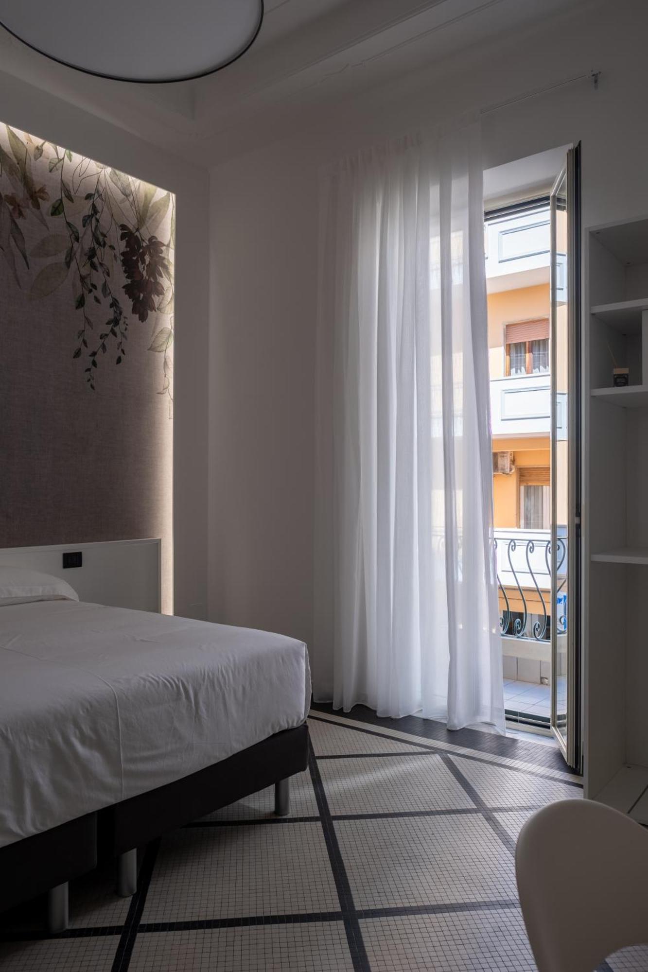 Domea Superior Rooms Bed And Breakfast 레조디칼라브리아 외부 사진