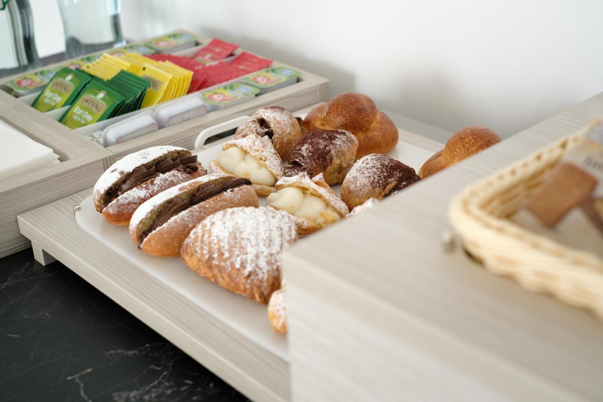 Domea Superior Rooms Bed And Breakfast 레조디칼라브리아 외부 사진